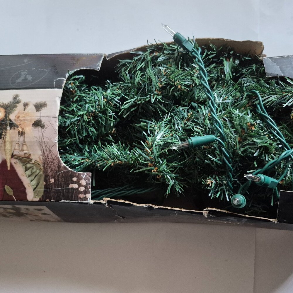 Decorative Garland - Picture 2 of 5